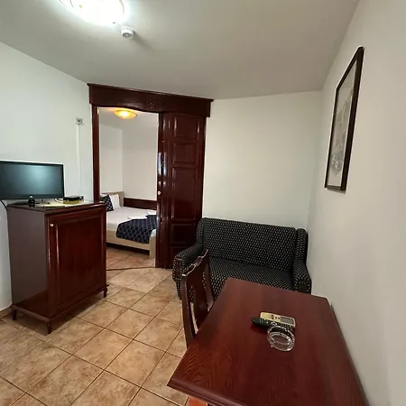 Beatrix Lux 3* Budva